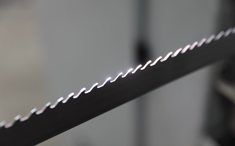 沧州双金属带锯条产生切削噪音的原因具体有哪些？